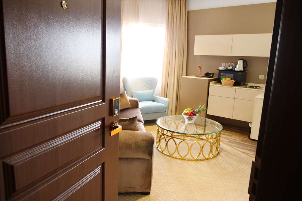 Hotel Lumiere Des Etoile Kuwait City Zimmer foto