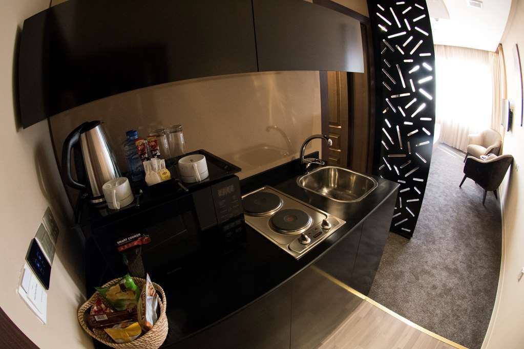 Hotel Lumiere Des Etoile Kuwait City Zimmer foto