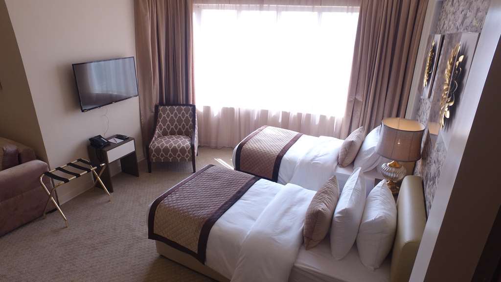 Hotel Lumiere Des Etoile Kuwait City Zimmer foto
